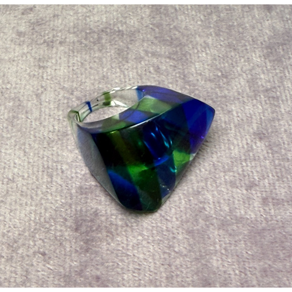 Mod Lucite Dome Ring Vintage 60s Green Yellow Blue Square Pop Art MCM Size 5.5 - Picture 9 of 10